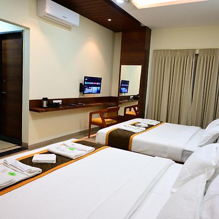 Unnati Stay Inn Vijayapura Bijāpur Exterior foto