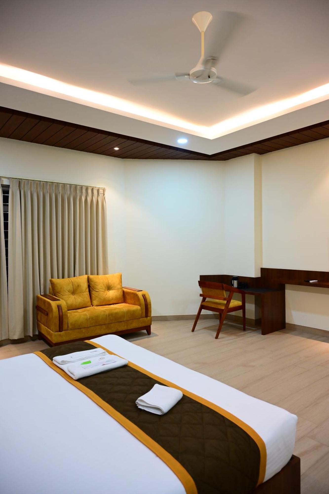 Unnati Stay Inn Vijayapura Bijāpur Exterior foto