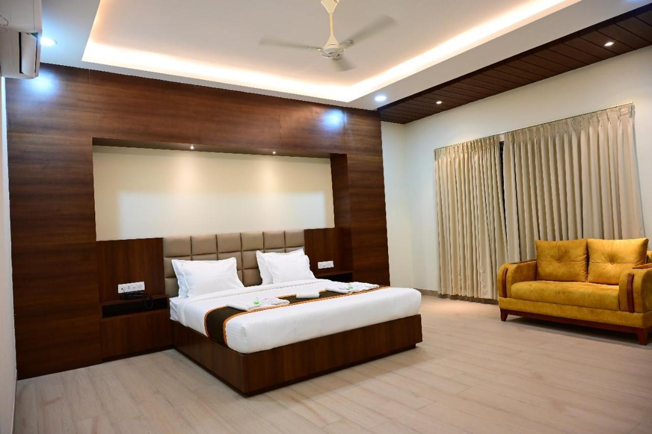 Unnati Stay Inn Vijayapura Bijāpur Exterior foto